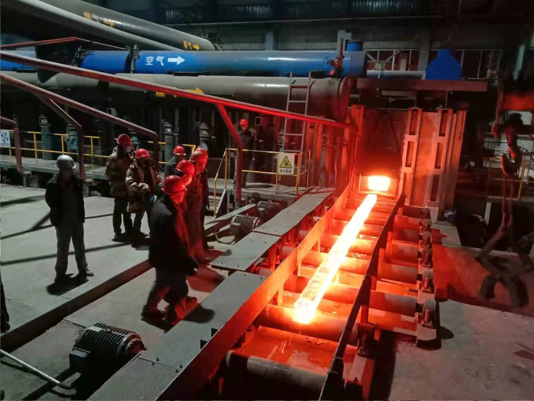 Steel rolling furnace
